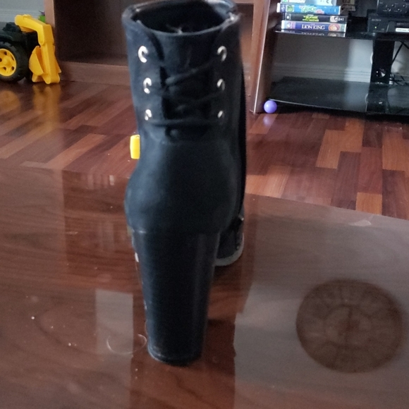 Black zip up booties - Picture 2 of 3